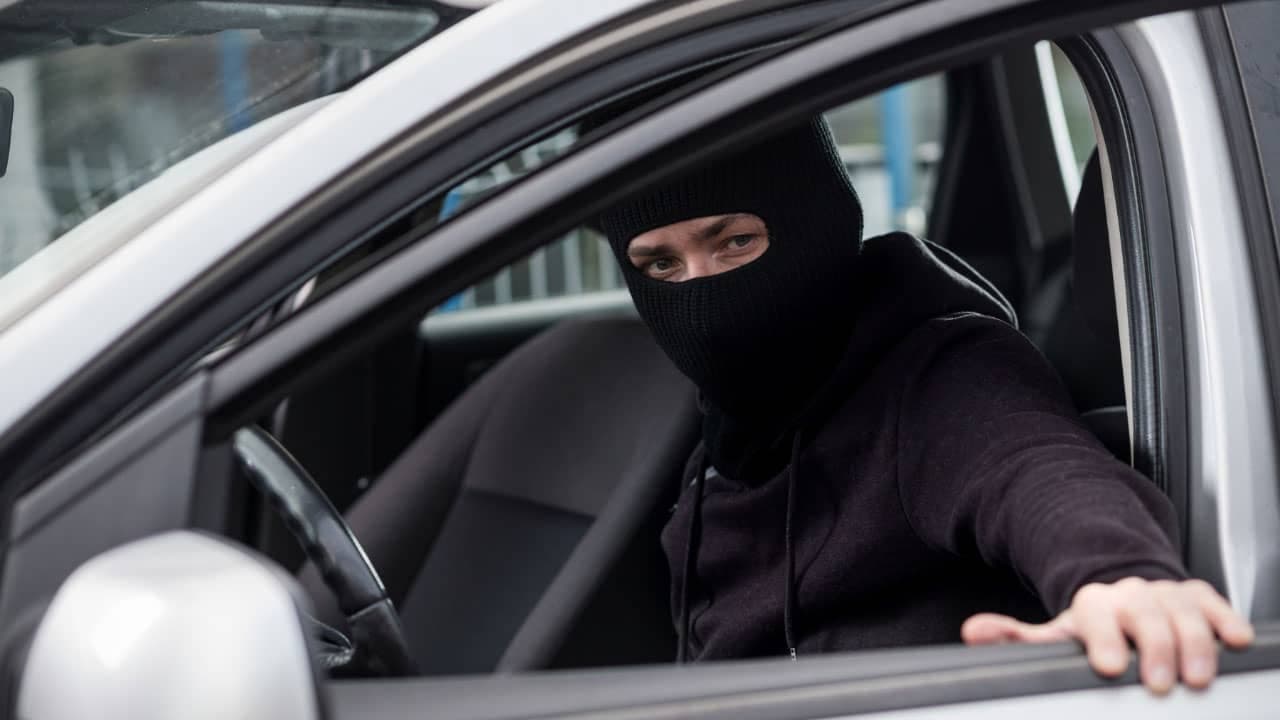 How to Avoid Buying a Stolen Car: Keep Your Investment Safe!